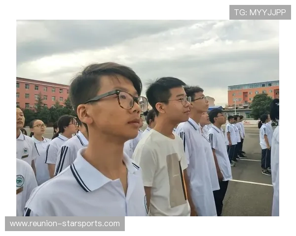 欧塞尔俱乐部历史与文化探索：从创立至今的辉煌与挑战