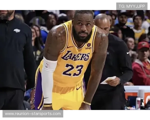 湖人关键战力爆发逆转取胜詹姆斯状态回暖引关注