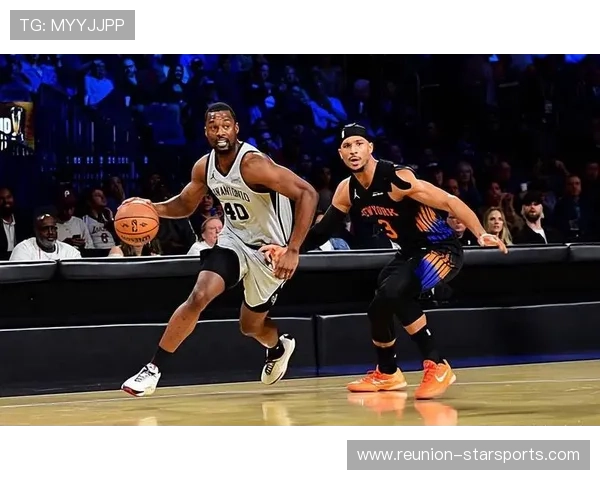 NBA挑战规则使用效率下滑引发争议 教练关键时刻博弈得失再成赛场焦点 NBA挑战规则使用效率下滑引发争议 教练关键时刻博弈得失再成赛场焦点